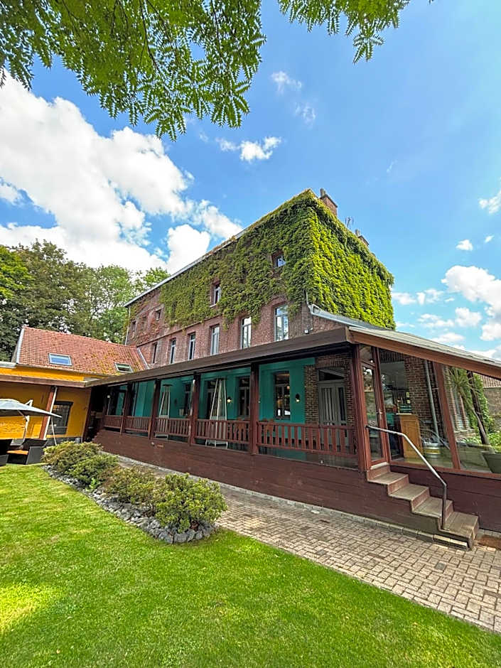 LOGIS HÔTEL-RESTAURANT - Le Moulin d'Artres