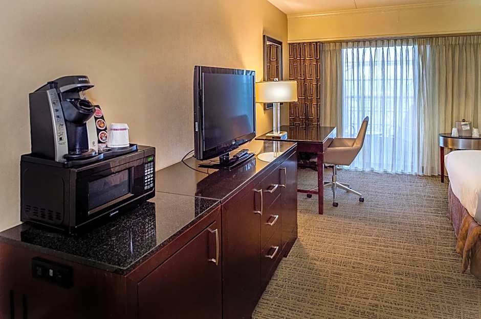 Crowne Plaza Hotel St. Louis Airport By IHG
