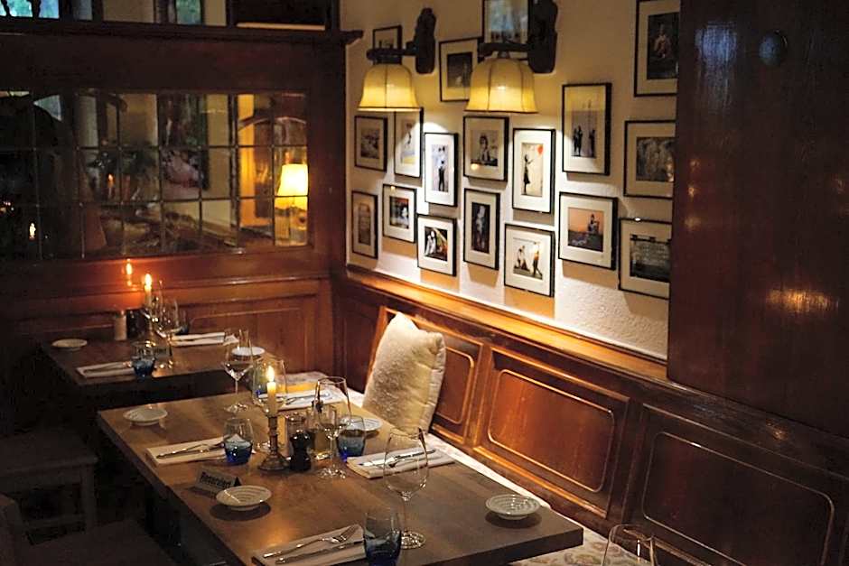 Ott's Hotel Weinwirtschaft & Biergarten Weil am Rhein/Basel