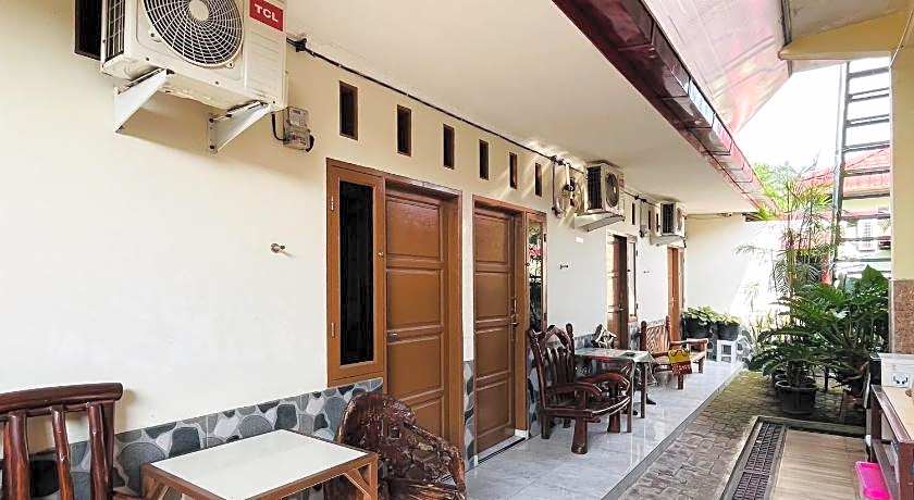 Lega Guest House Syariah near UISU Medan RedPartner