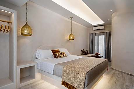 Deluxe Double Room with Balcony and Sea View with Jacuzzi