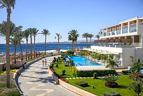 Sunrise Remal Beach Resort