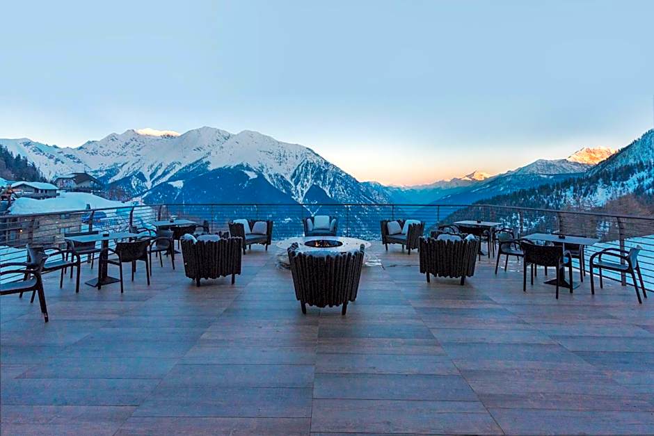 Le Massif Hotel & Lodge Courmayeur The Leading Hotels of the World