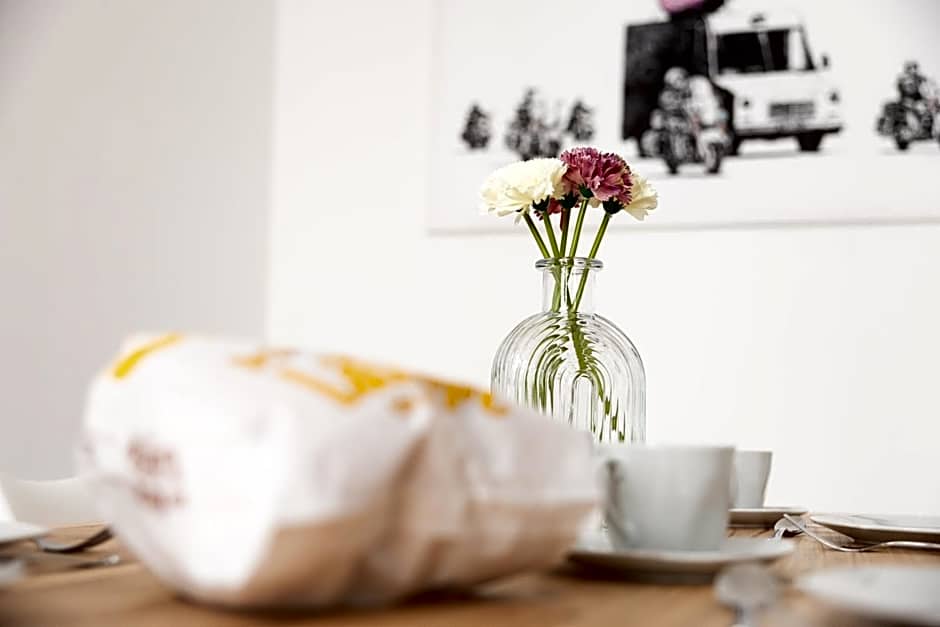 Apartments an der Oper - Innenstadt - Zentral - Küche - Wifi - Powered by Ko-Living