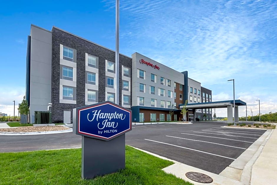 Hampton Inn By Hilton Kansas City Southeast, MO