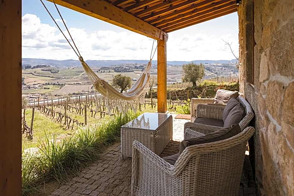 Quinta da Portela - Casa Visconde Arneiros - by RowdHouses