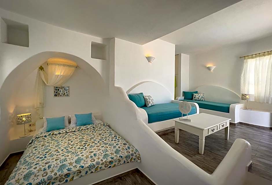 Aspalathras White Hotel