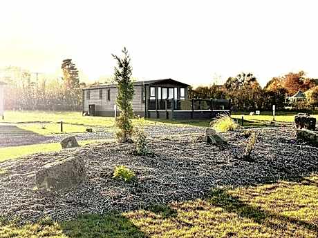 Sure Studio by Best Western Brackenborough Lakes & Resort