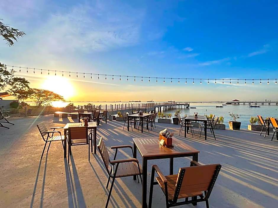 Centara Sonrisa Residences & Suites Sriracha