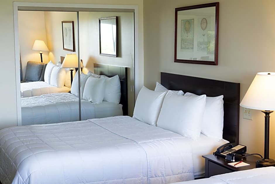 Meadowlands Plaza Hotel