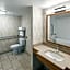 Hampton Inn & Suites Bremerton