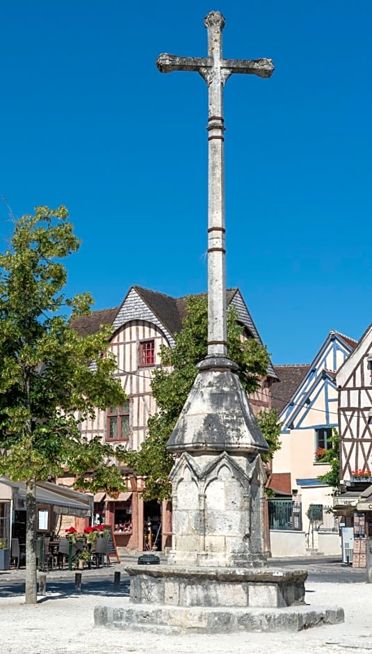 Hotel Aux Vieux Remparts, The Originals Relais (Relais du Silence)