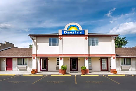 Days Inn by Wyndham Shreveport
