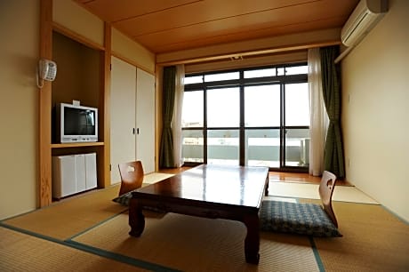 Japanese-Style Economy Room with Sea View - Non-Smoking