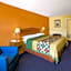 Super 8 by Wyndham Breaux Bridge