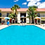 Days Inn & Suites by Wyndham Navarre - near Beaches/Hurlburt