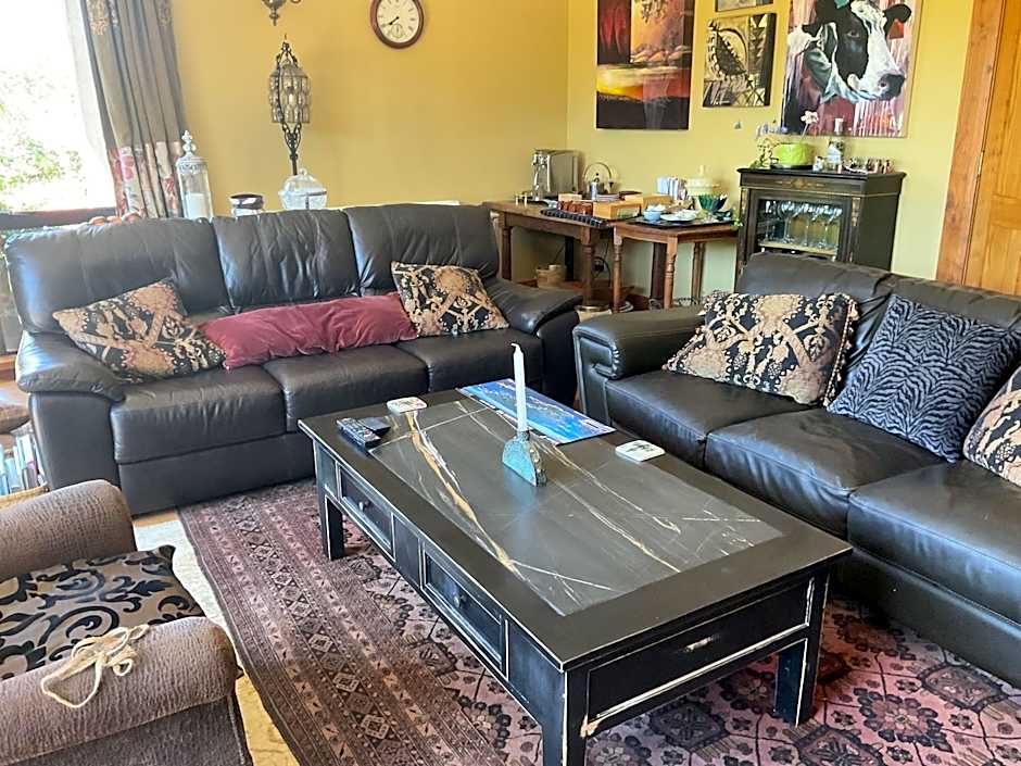 Redwood Valley B & B