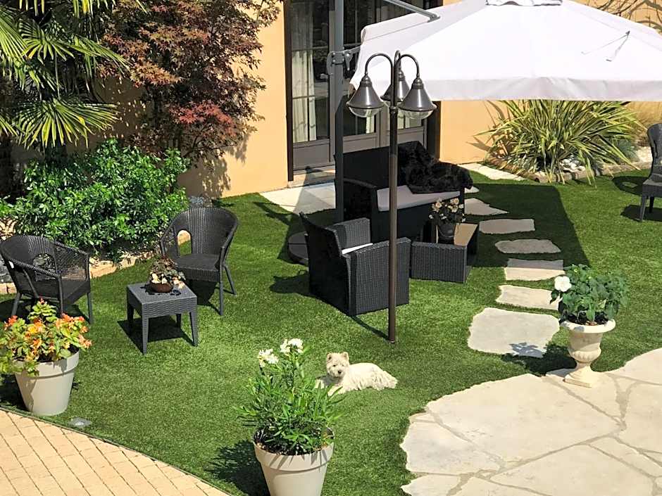 HOSTELLERIE DES BICHONNIERES