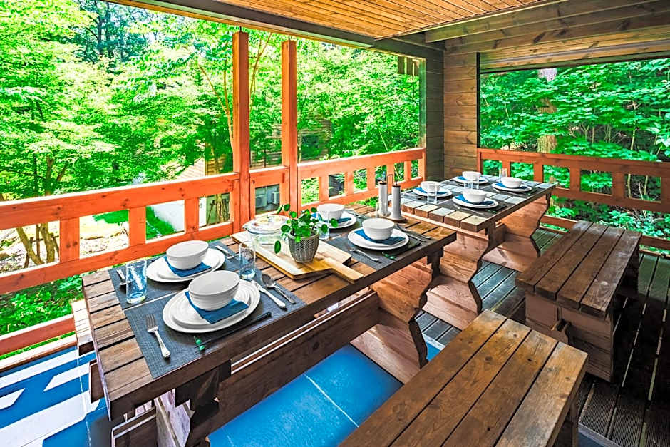 Phoenix Chalets by HHG