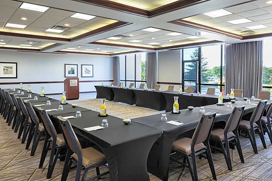 Sheraton West Des Moines Hotel