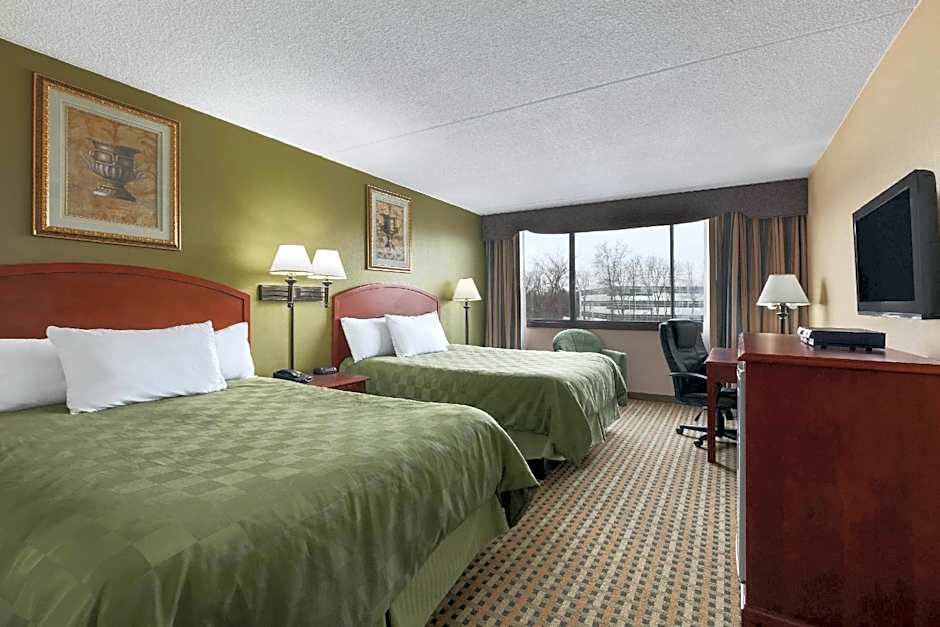 Ramada by Wyndham Rochelle Park Near Paramus