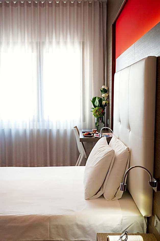 Hotel Calaluna