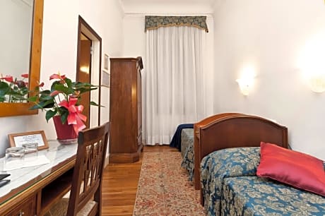 Twin Room with Shared Bathroom
