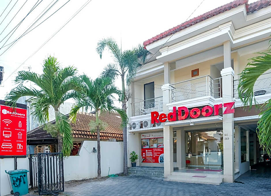 RedDoorz Syariah near Jogja City Mall 2