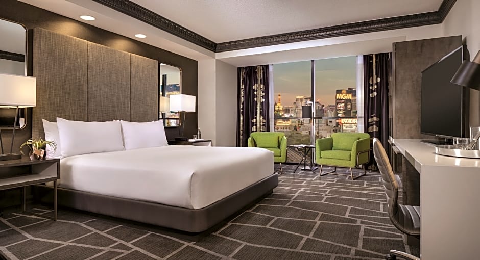 Luxor Hotel And Casino Las Vegas United States Contact Us