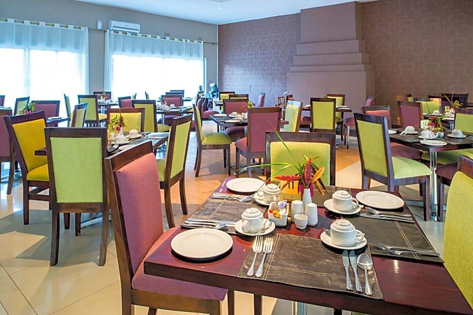 Kadoma Hotel & Conference Centre