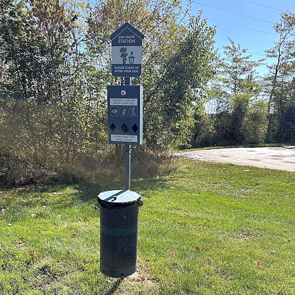 Red Roof Inn & Suites Marysville