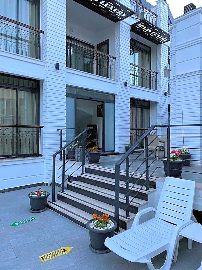 MIYAS LUXURY HOTEL