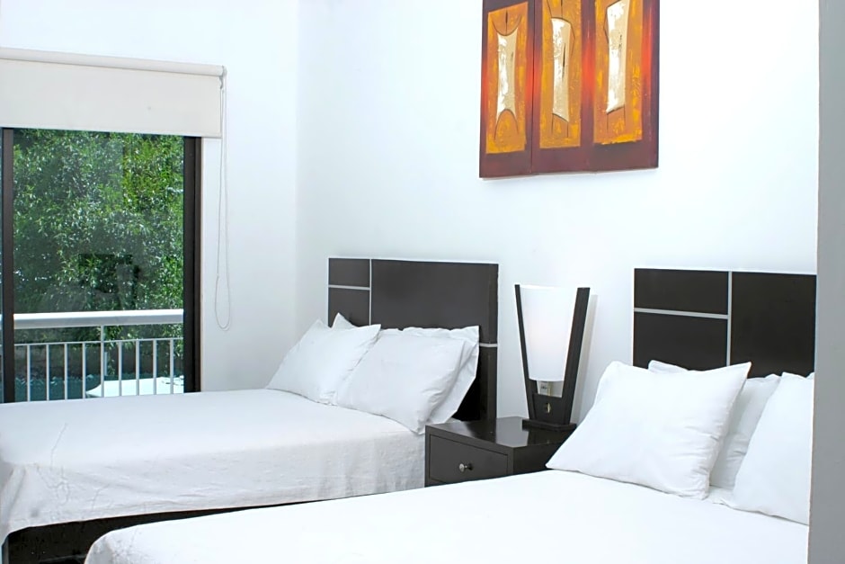 Hotel Holly