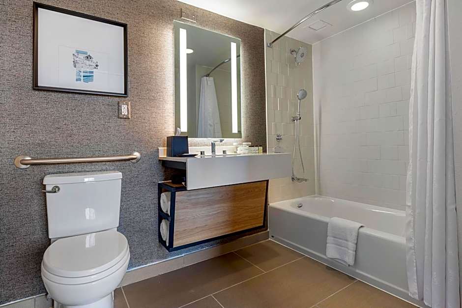 Sheraton Suites Old Town Alexandria