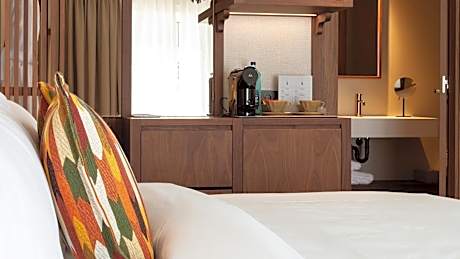 Premium Twin Room