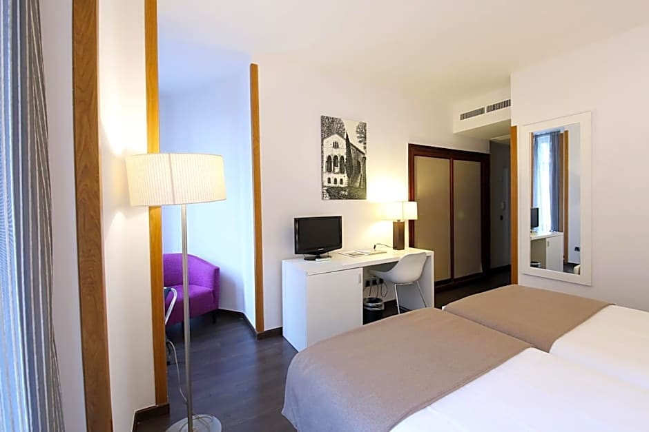 Husa Gran Hotel Espana