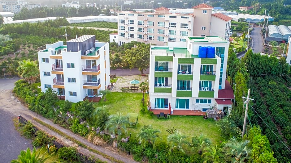 Jeju Bada Wi Olle Pension