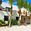 La Puerta Azul Beachfront - Adults Only