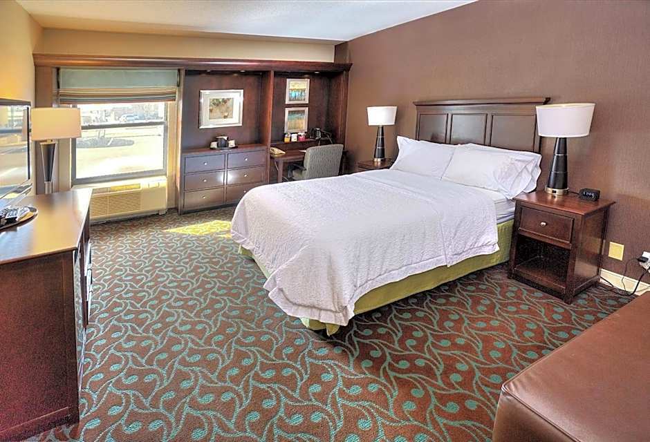 Hampton Inn By Hilton Terre Haute