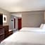 Hampton Inn By Hilton And Suites Atlanta Airport