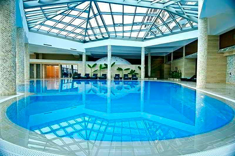 Noahs Ark Deluxe Hotel Spa