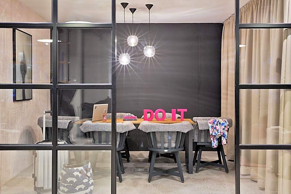 Moxy by Marriott Berlin Humboldthain Park