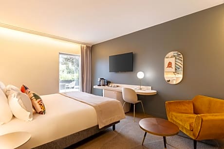 Prestige King Room with Terrace Access and Lounge Area