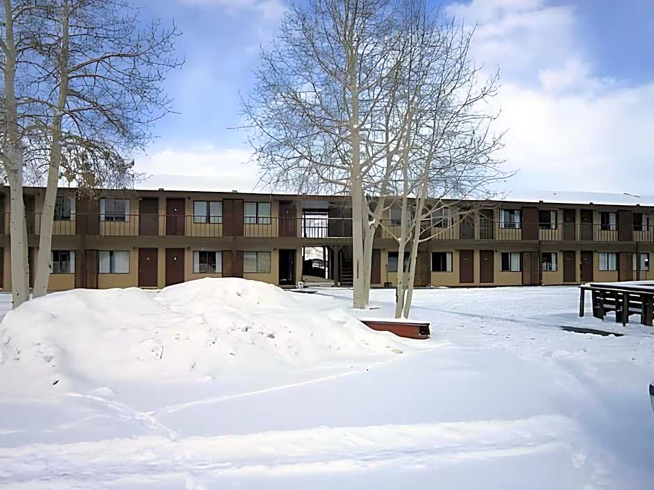 Wolf Creek Ski Lodge