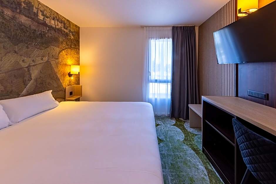 Hôtel Pont Rouge , Carcassonne