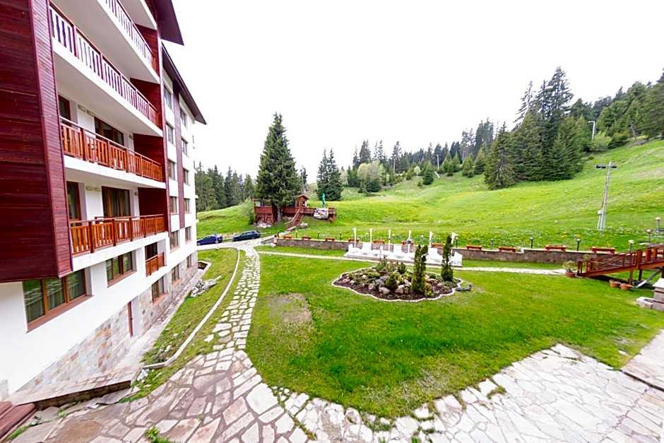 Forest Nook Aparthotel