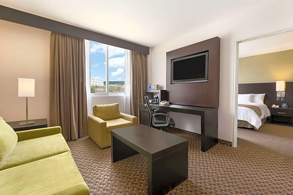 DoubleTree By Hilton Queretaro
