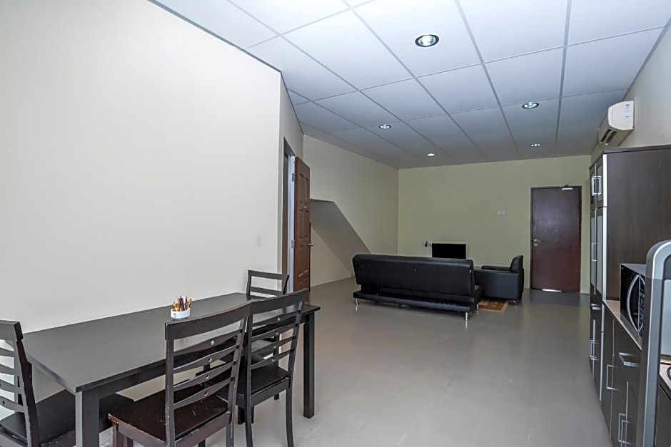 OYO 586 My Residence