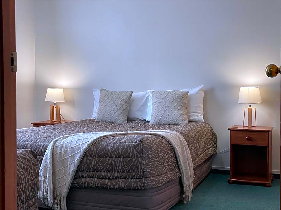 ASURE Ambassador Motor Lodge