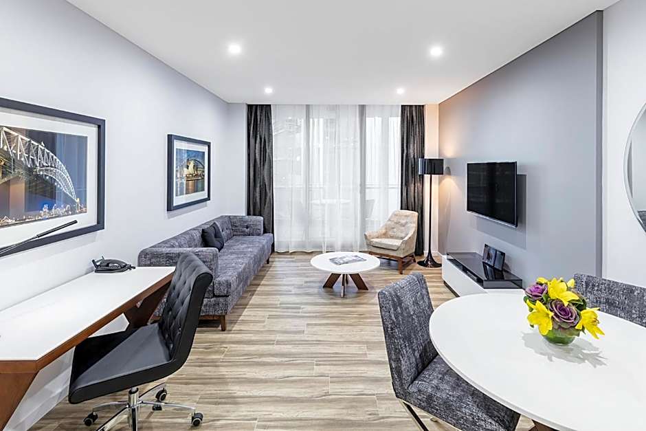 Meriton Suites Mascot Central